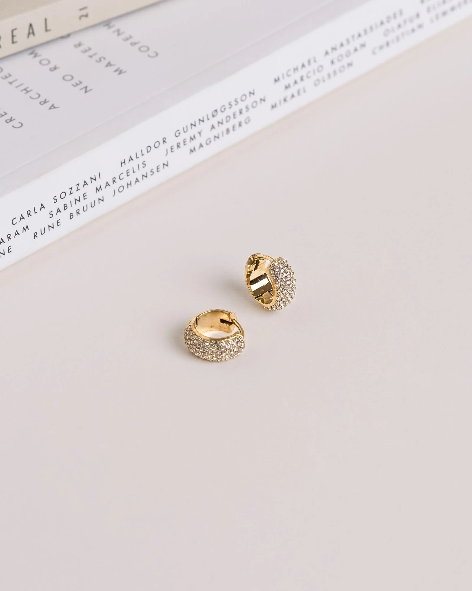 Amour Hoops Small - Image 7
