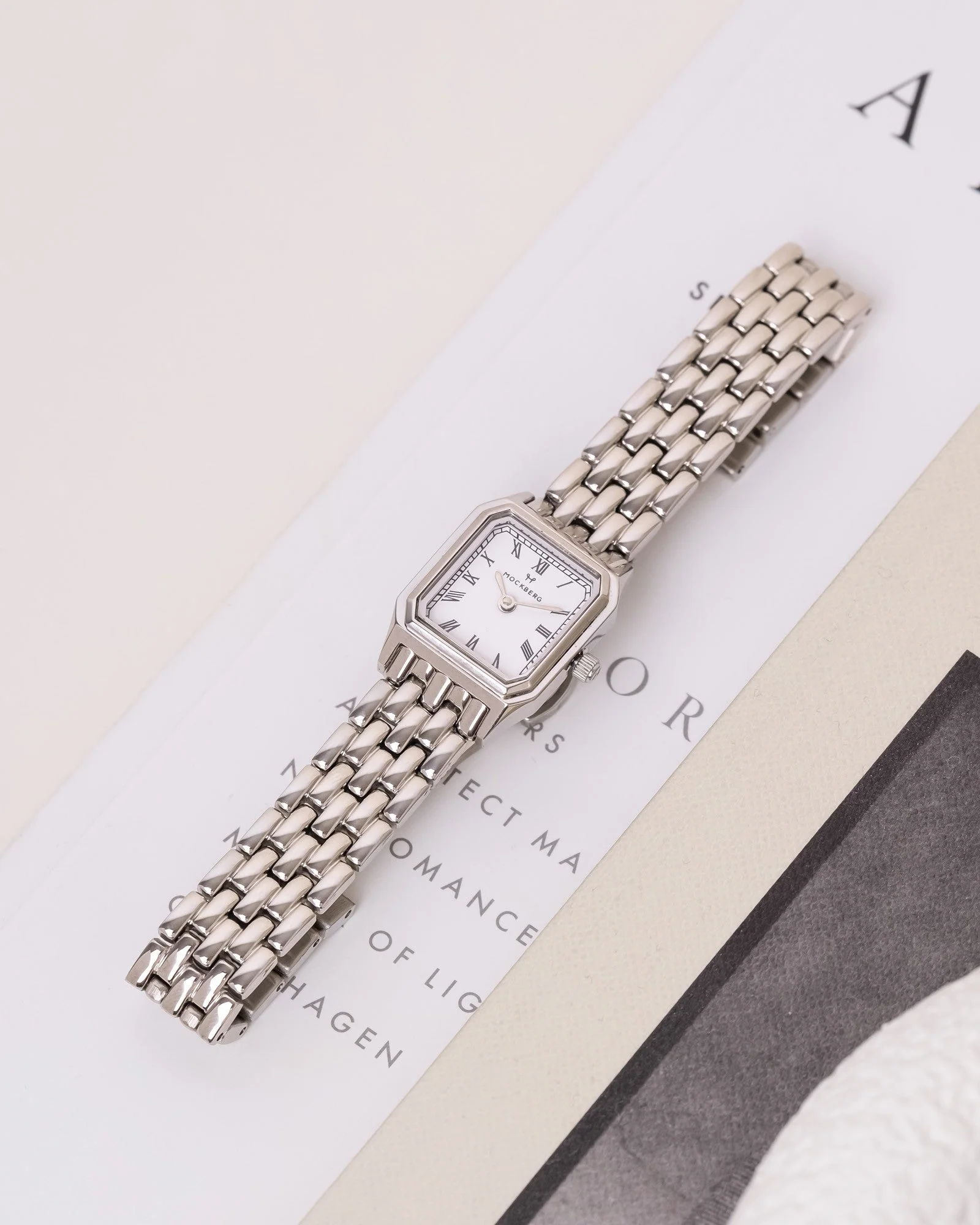 Classic Watch 25 mm - Image 10