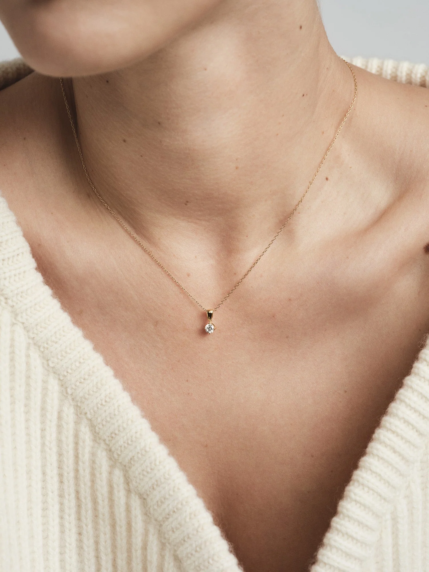 Jolie White Necklace - Image 6