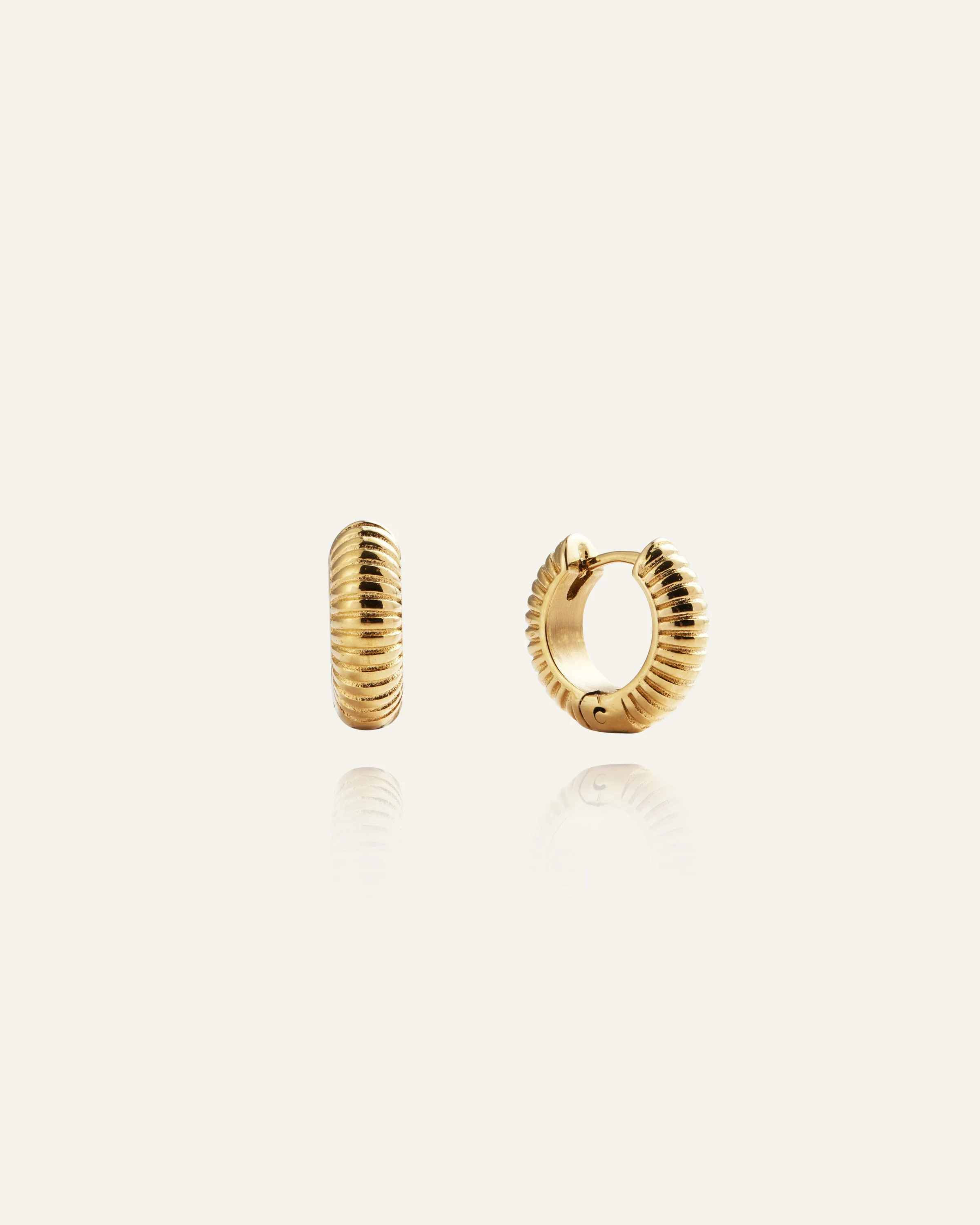 Ribbed Hoops Small - Image 4