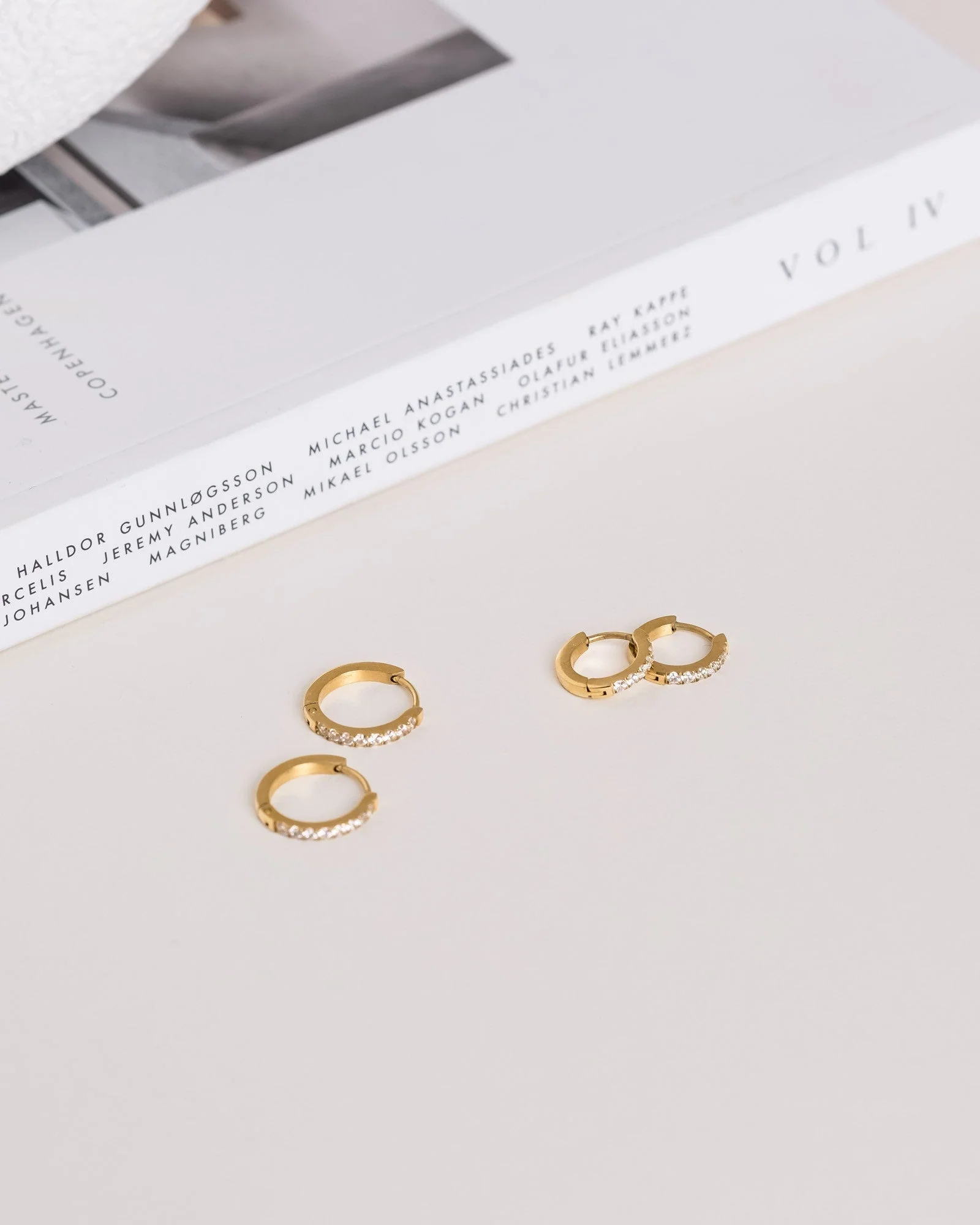 Shiny Hoops Medium - Image 5