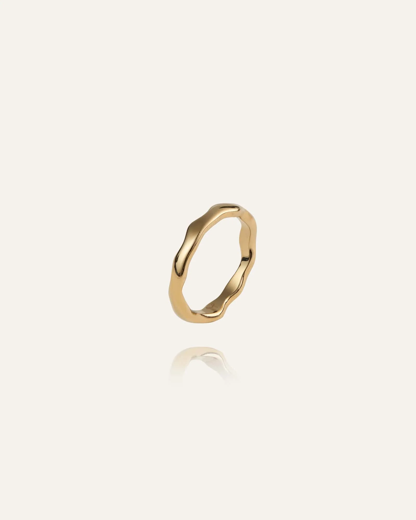 WAVY PETITE RING - Image 4